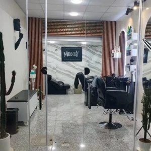 آرایشگر ali متخصص در کوتاهی و پیرایش مو (مردانه) شهر هشتگرد