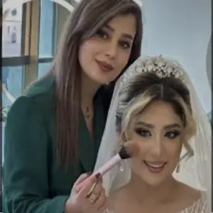 آرایشگر فریما نادری متخصص در ترمیم ژل شهر زرین شهر
